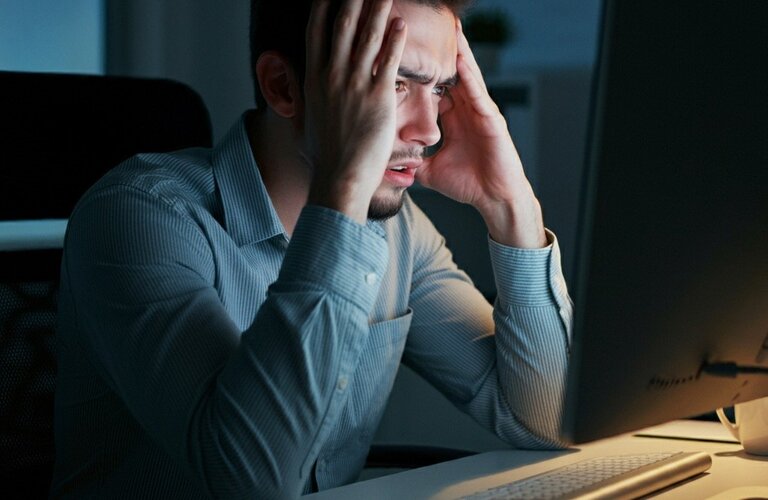 職場での人間関係に悩むあなたへ<br>心の負担を軽くする方法があります
